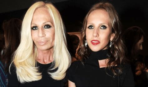 allegra versace dopo la morte di gianni versace|Allegra Versace, chi è la figlia di Donatella e nipote di Gianni.